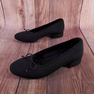 *READ* Vivaia Womens Size 40 US 9 Round Toe Small Bow Block Heels Bianca Black